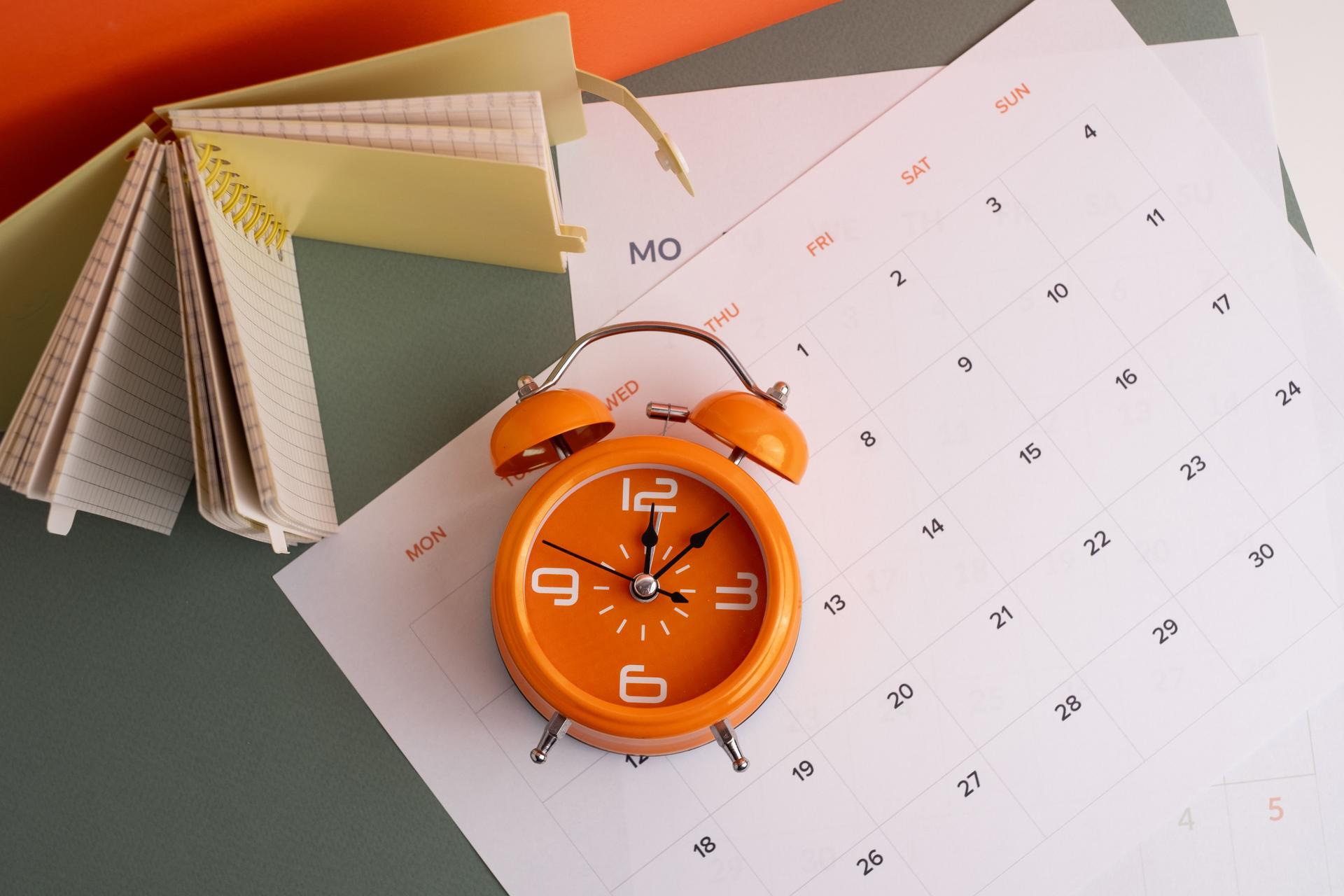 Monthly and yearly calendar. Paper calendar with date. Day planner. Weekly, monthly and yearly schedule. Modern organizer. Business diary. Deadline reminder. Daily events management. Template and grid